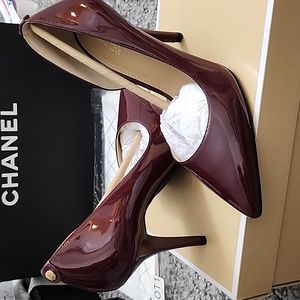 Michael Kors Nathalie Flex Plum Patent Heels. Size 7.5